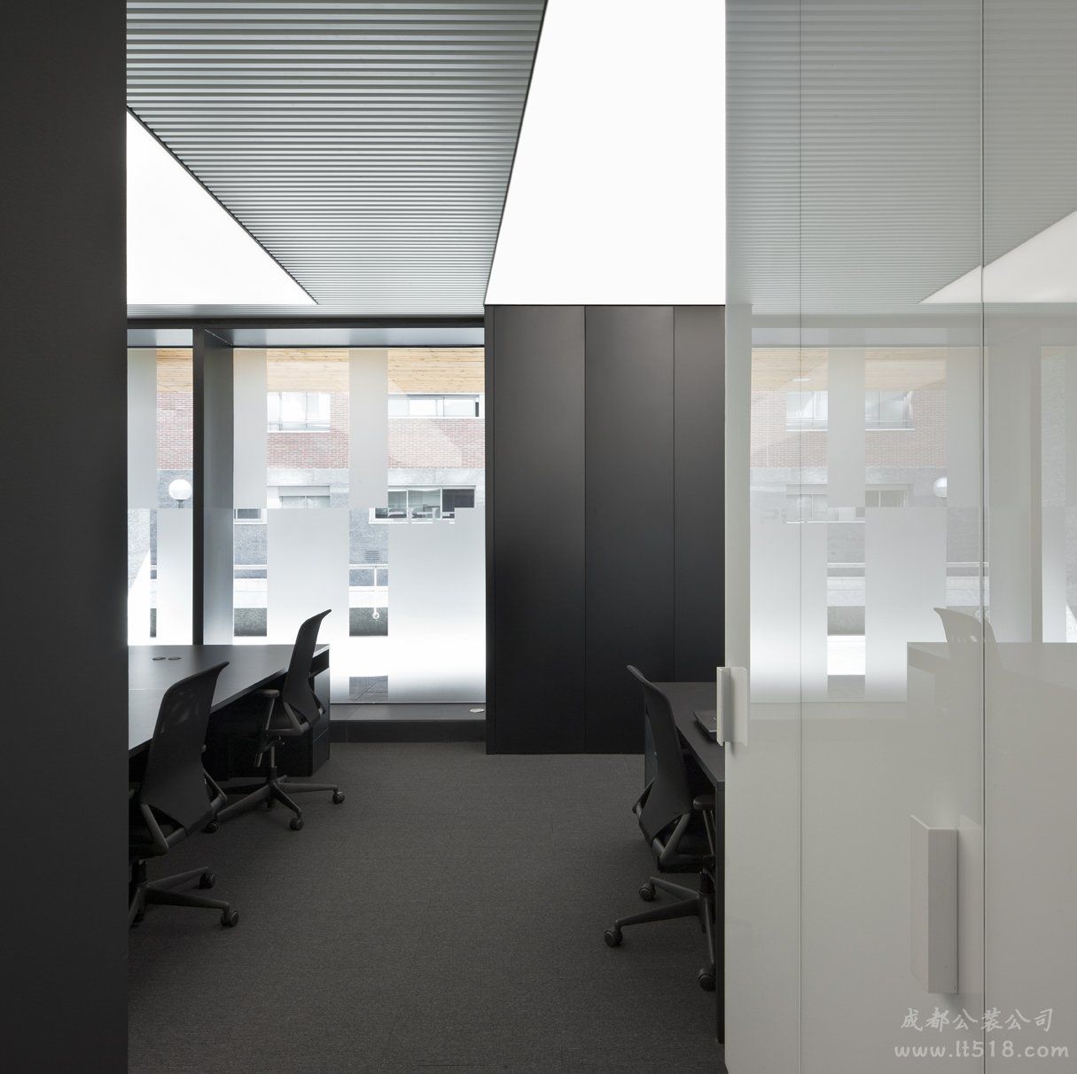 成都辦公室裝修哪家好？辦公室裝修應該注意什么？