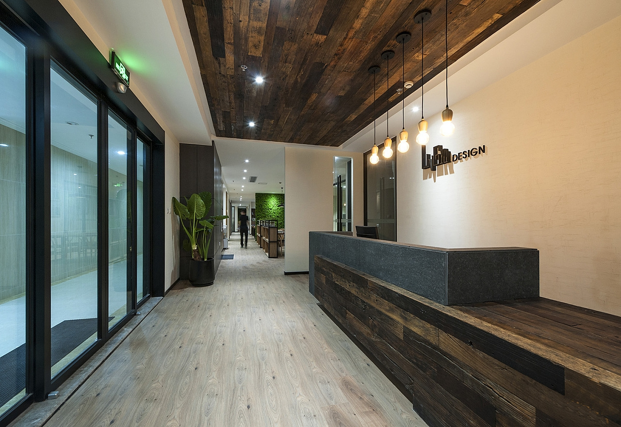 辦公室前臺設(shè)計(jì)實(shí)景2